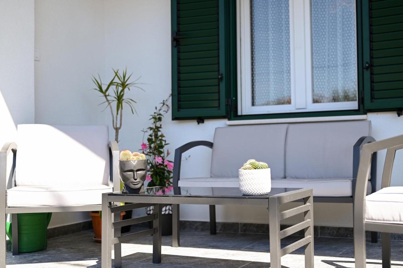 Apartments Art Trogir Exterior photo